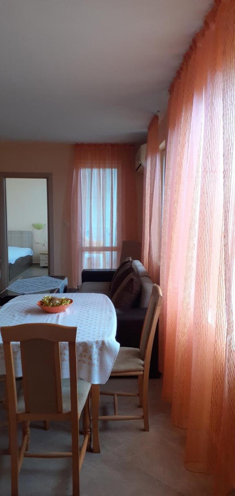 Apartments Sea Sounds Pomorie Eksteriør bilde