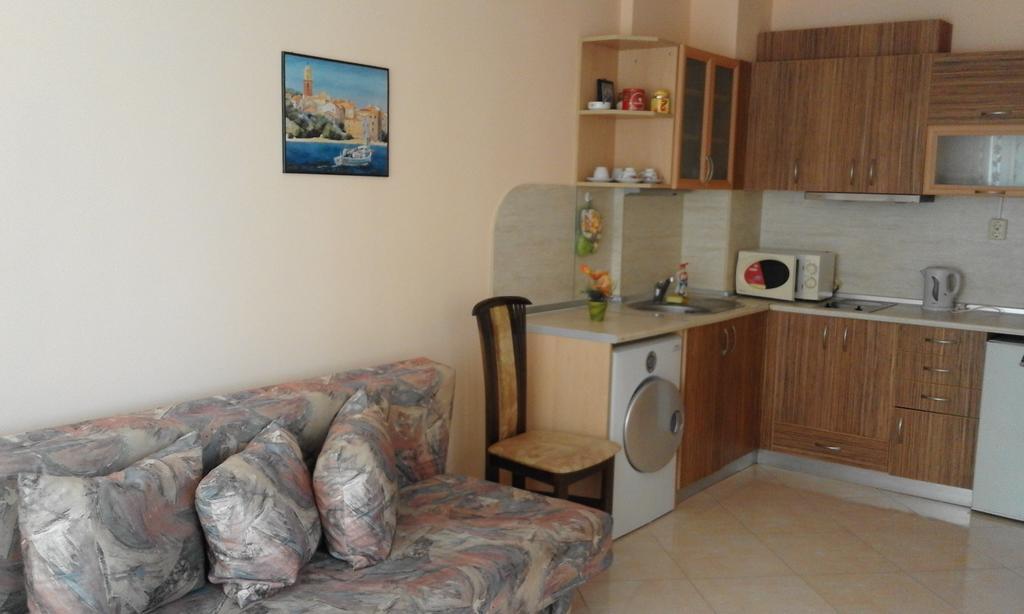Apartments Sea Sounds Pomorie Eksteriør bilde