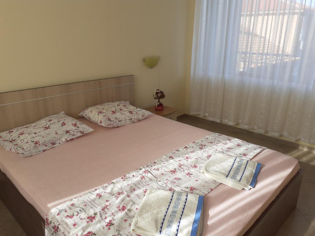 Apartments Sea Sounds Pomorie Eksteriør bilde